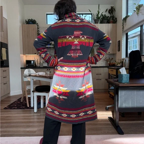 Faherty Organic Cotton Poncho - Southwestern Pattern - Picture 3 of 5